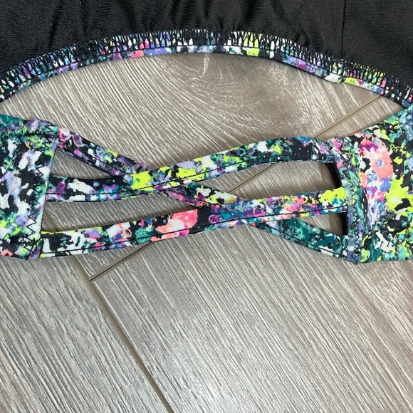 NWOT Victoria’s Secret Bikini Strappy Cheeky Triangle Top Neon Graffiti Yellow M - Picture 8 of 16